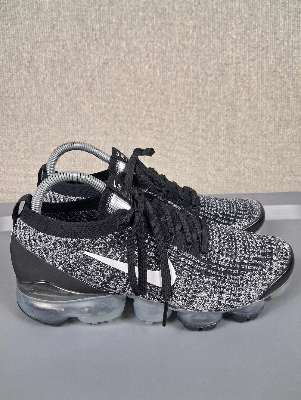 Nike Air VaporMax Flyknit 3 Sneakers Womens 10 Oreo Black White Athletic Running